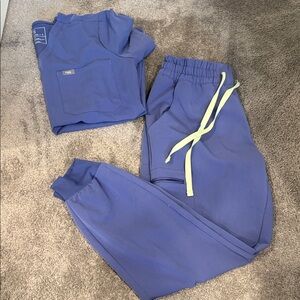 Figs Women's Cropped Scrub Joggers in Periwinkle with Lime Drawstring